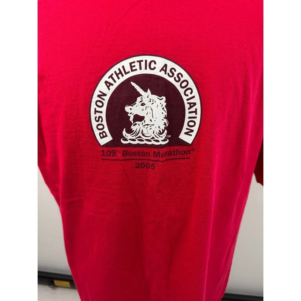 Adidas 109th Boston Marathon 2005 Red Cotton VINTAGE Tee‎ Large
